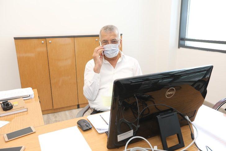 Başkan Tarhan, Kriz Merkezinde telefonları yanıtladı G2