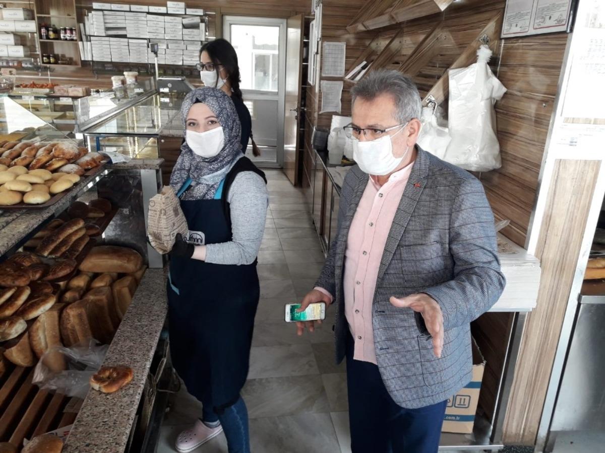Başkan &Ccedil;etindoğan fırıncıları denetleyip, teşekk&uuml;r etti