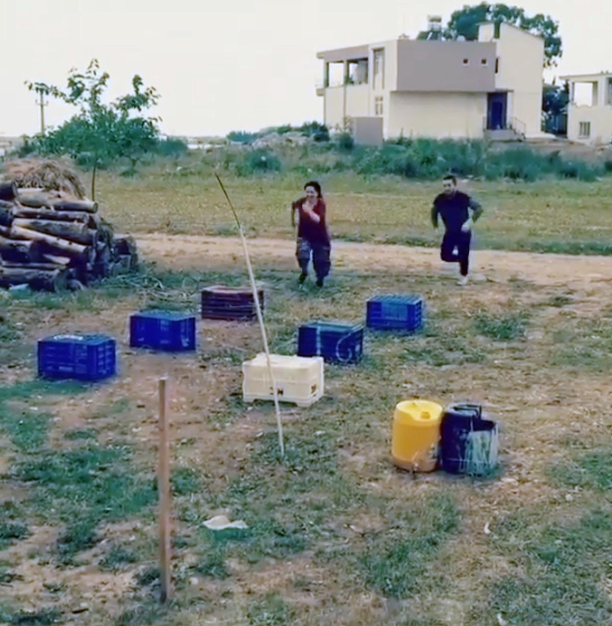 Sıkılınca Survivor'ı eve taşıdılar! Kasa ve saksılarla...