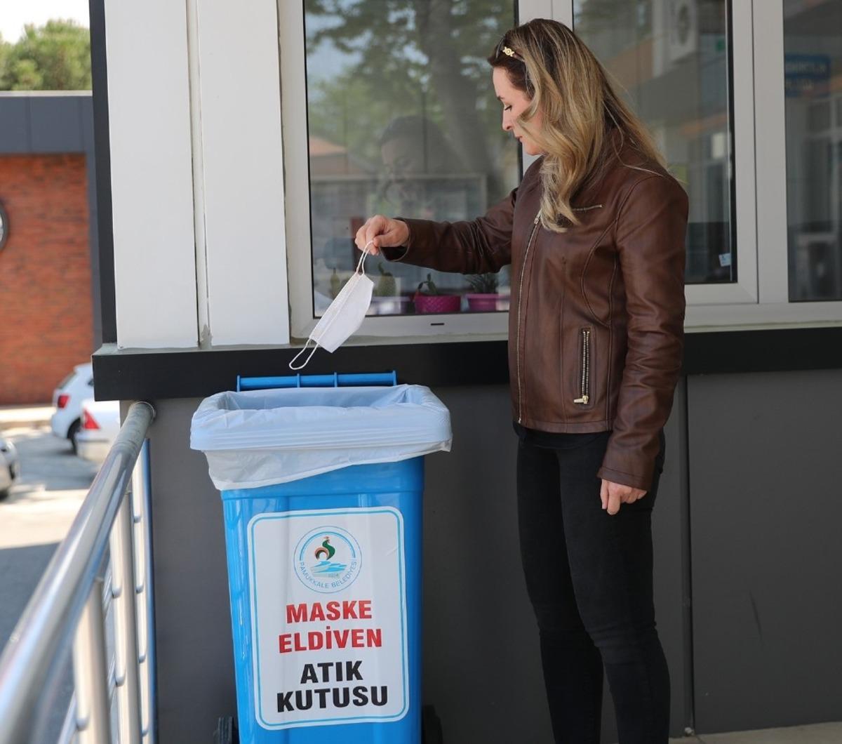 Pamukkale&rsquo;de kullanılan maske ve eldivenler ayrı bir şekilde toplanacak