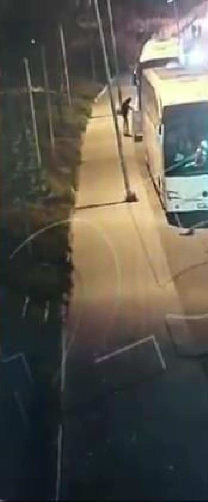 İstanbul'da yeni doğan bebek boş araziye bırakıldı! Görüntüler ortaya çıktı G4