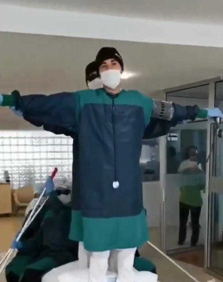 Sedyeyi gemi, paspasları kürek yaptılar! Sağlıkçılardan Titanic canlandırması G2