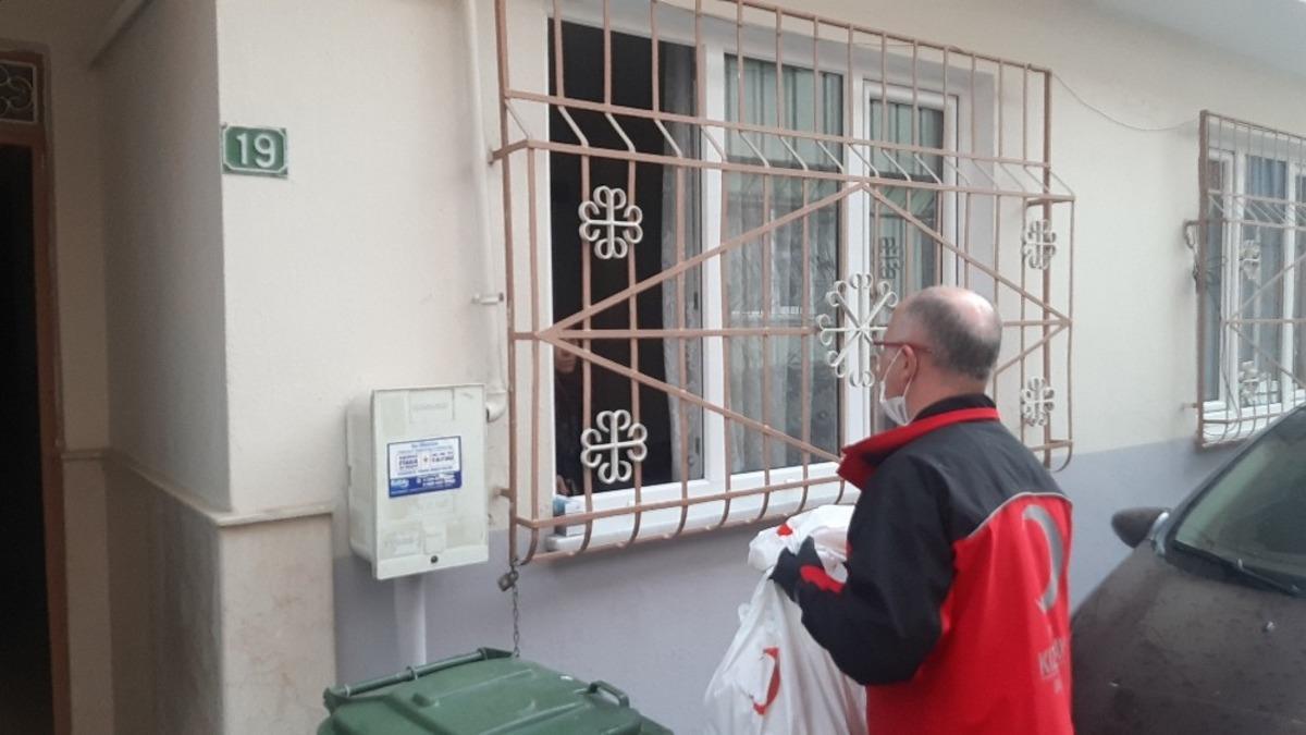 T&uuml;rk Kızılay Bursa Şubesi, ramazanın bereketini paylaşmaya devam ediyor