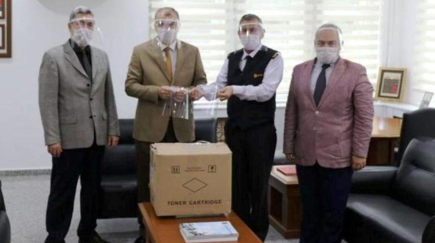 Aydın BİLSEM&rsquo;de &uuml;retilen 400 siperlik jandarmaya teslim edildi