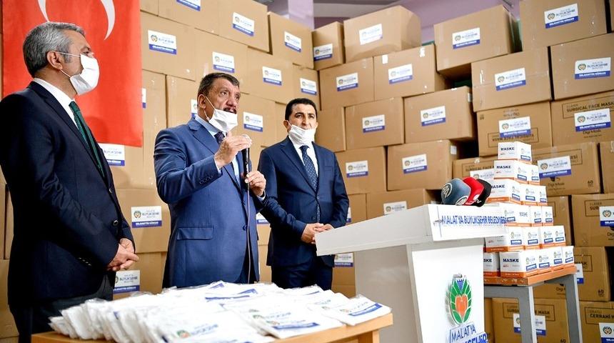 Malatya B&uuml;y&uuml;kşehir Belediyesine 600 bin maske