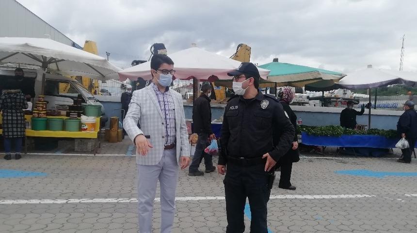 Kaymakam Kaya pazar yerini denetledi