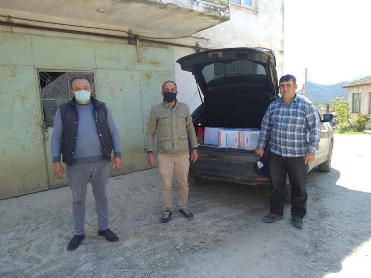 Mahalle ve k&ouml;ylerde 600 koli Ramazan paketi dağıtıldı