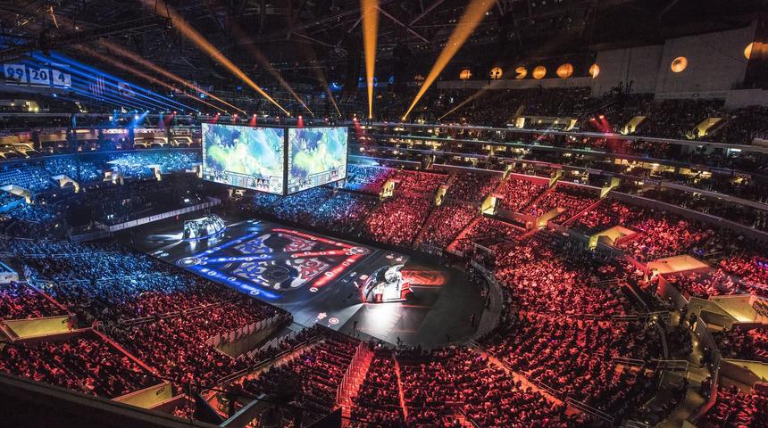 Avustralya'da beş CS:GO oyuncusu tutuklandı! Peki ama neden?