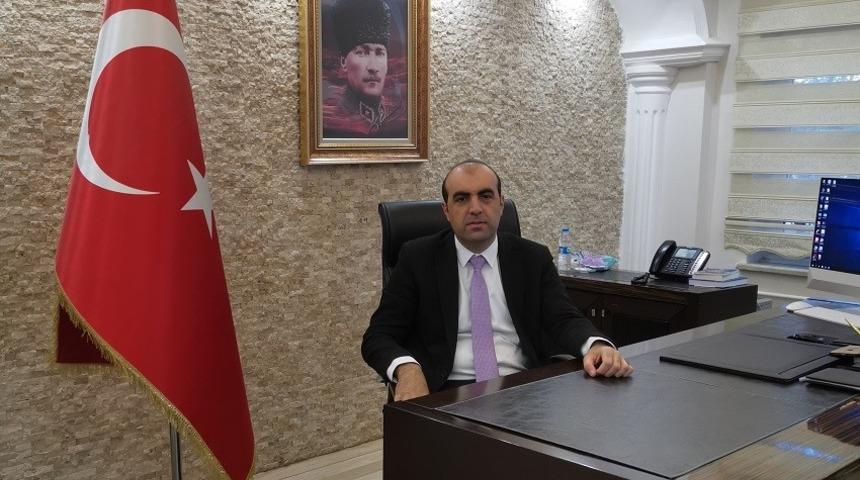 Dicle Kaymakamlığı yardım kampanyasıyla 110 yetim ve &ouml;ks&uuml;z &ccedil;ocuğa bayramlık hediye alındı