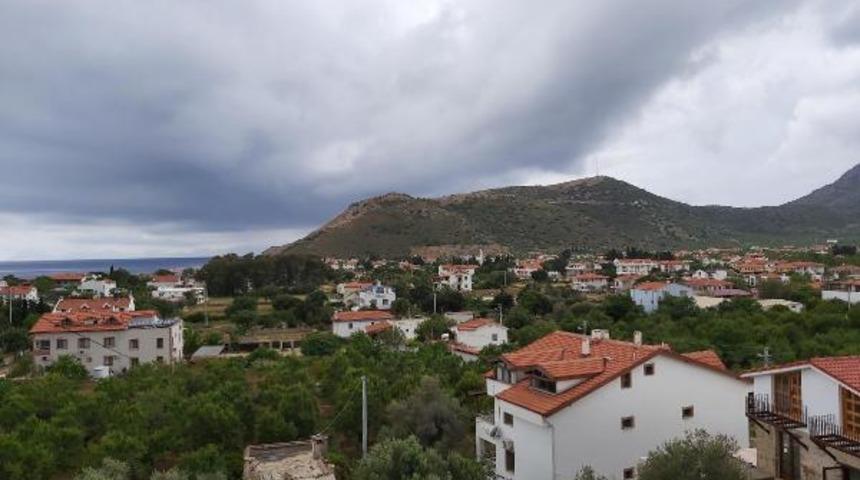 Son dakika: Akdeniz'de 4.4 b&uuml;y&uuml;kl&uuml;ğ&uuml;nde deprem