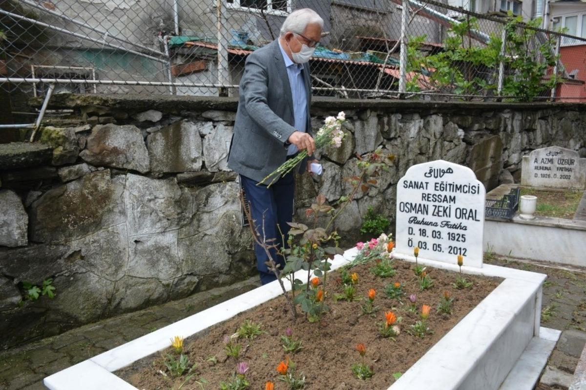 Posbıyık, Oral&rsquo;ın vefatının 8&rsquo;inci yılını mezarı başında andı