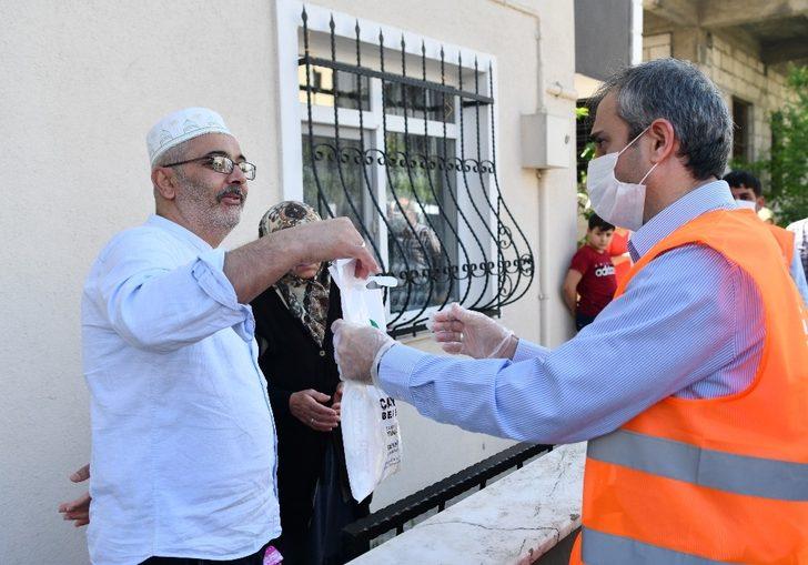 Çayırova’da 15 günde üretilen 300 bin maske dağıtıldı G2