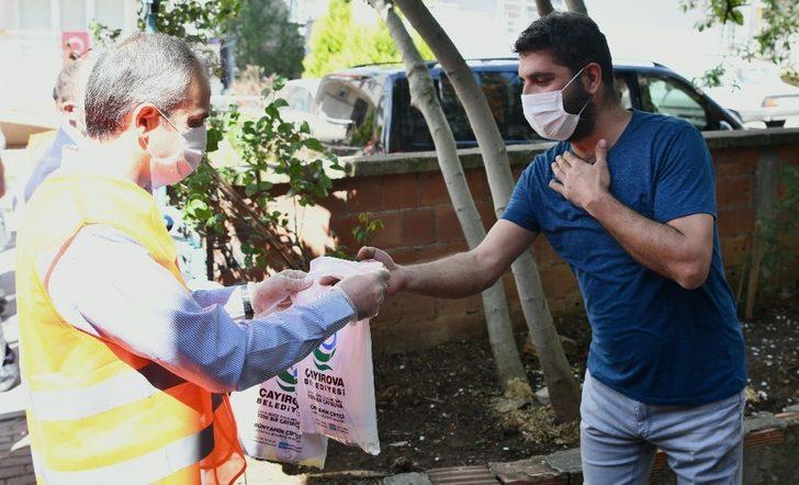 Çayırova’da 15 günde üretilen 300 bin maske dağıtıldı G3