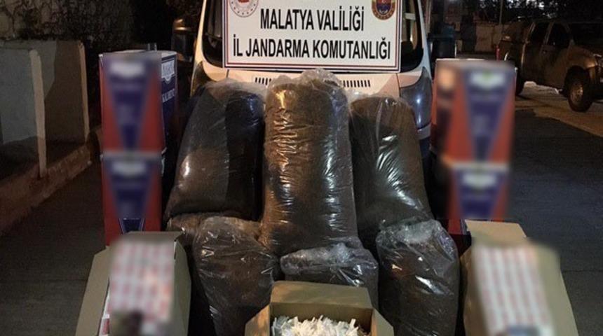 Malatya&rsquo;da ka&ccedil;ak t&uuml;t&uuml;n ve faturasız makaron ele ge&ccedil;irildi