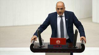 Ahmet Şık Türkiye İşçi Partisi'ne (TİP) üye oldu
