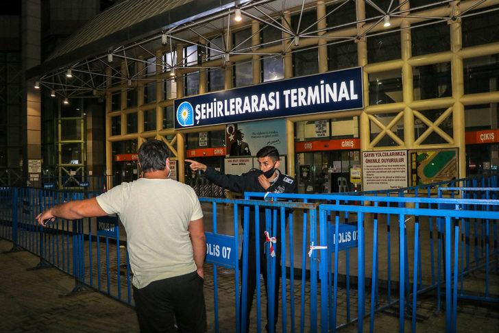 Kısıtlamanın kalktığı Antalya’ya gece yarısından itibaren girişler başladı G5