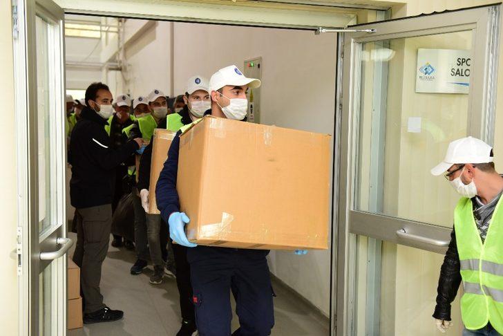 Çorum’da evden çıkamayanlara drone ile maske servisi G4