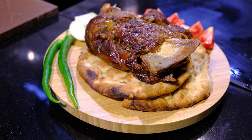 Sel&ccedil;uklu'nun mirası furun kebabı, iftar sofralarını s&uuml;sl&uuml;yor