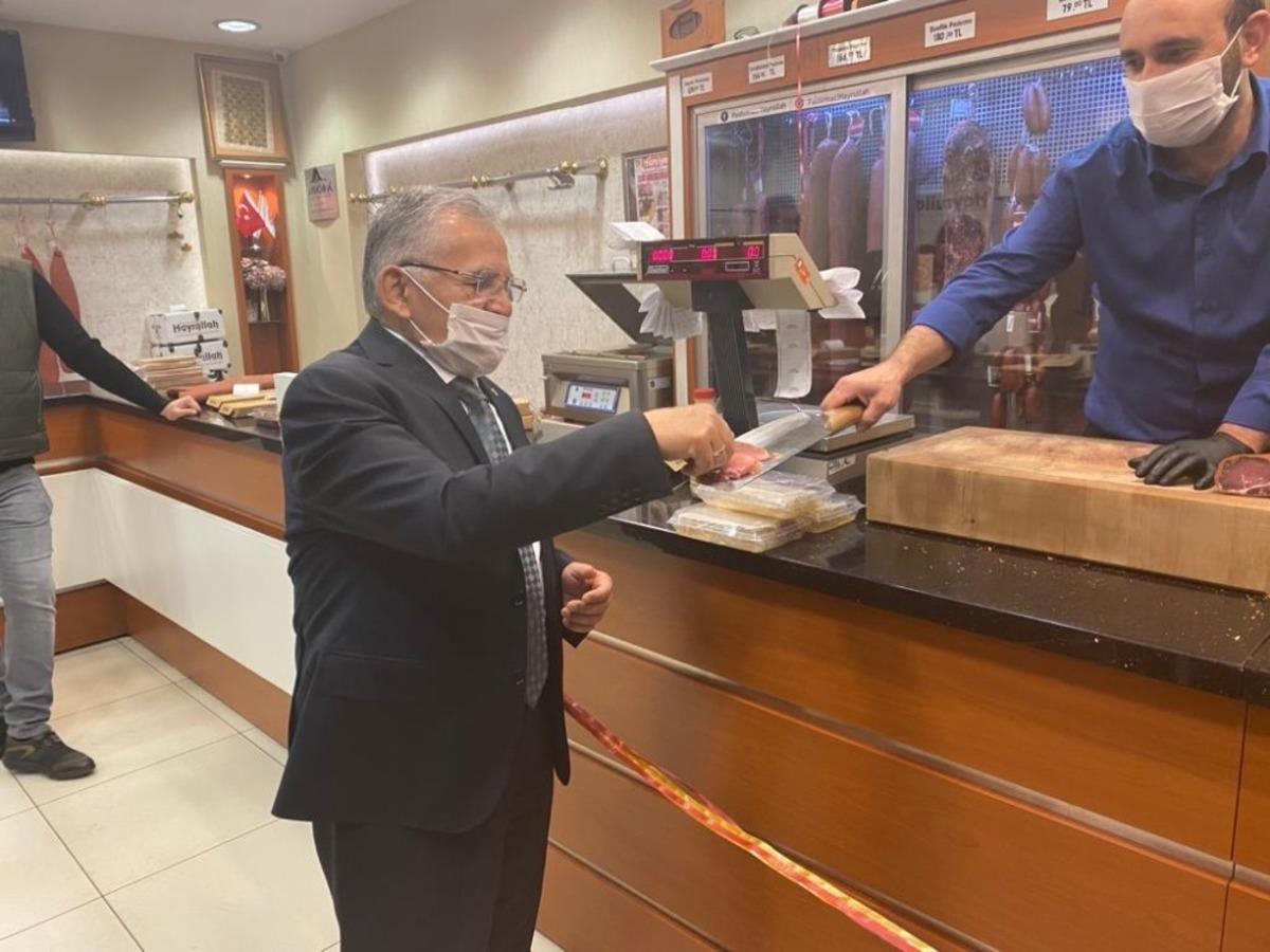 Ramazanda, pastırma ve sucuklar kargo ile T&uuml;rkiye&rsquo;nin her tarafına ulaştırılıyor