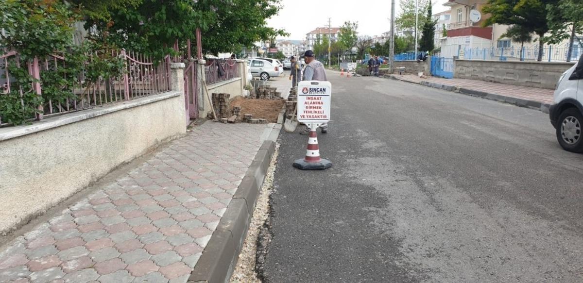 Sincan&rsquo;da kaldırımlara bakım