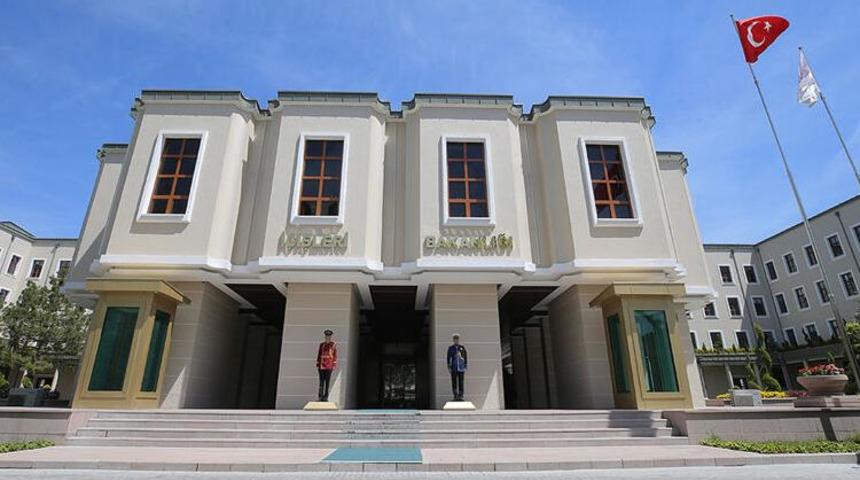 İçişleri Bakanı Yardımcısı'ndan Kürtçe tiyatro iddialarına cevap