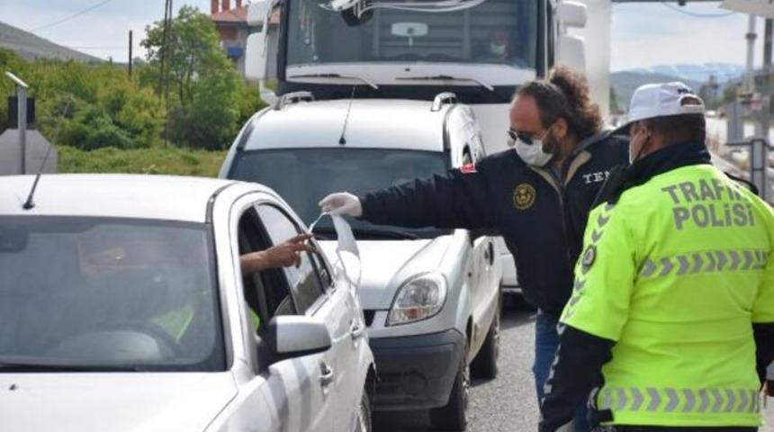 Seyahat kısıtlamasının sona erdi, Malatya'da araç yoğunluğu başladı