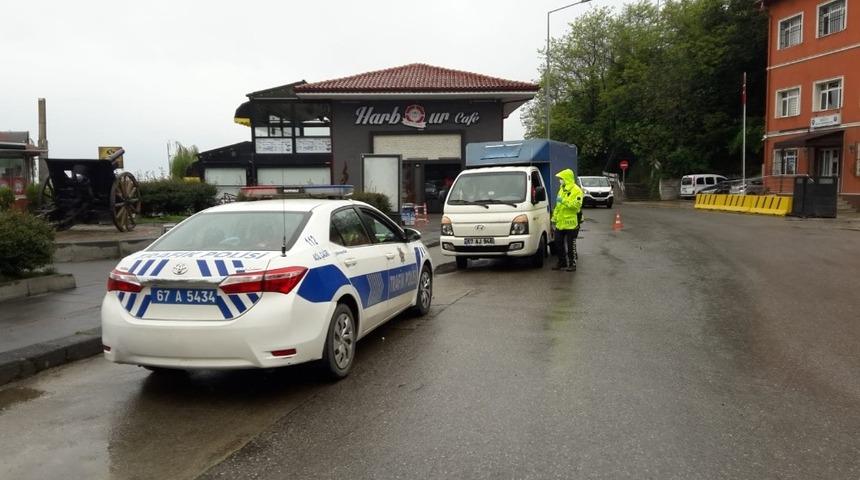 Zonguldak&rsquo;ta polis ekipleri denetim yaptı