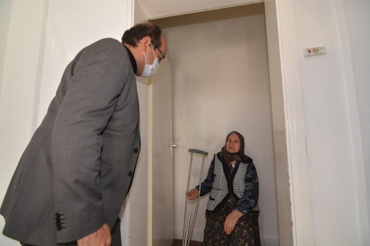 Başkan &Ccedil;&ouml;l&rsquo;den 65 yaş &uuml;st&uuml; vatandaşlara moral ziyareti