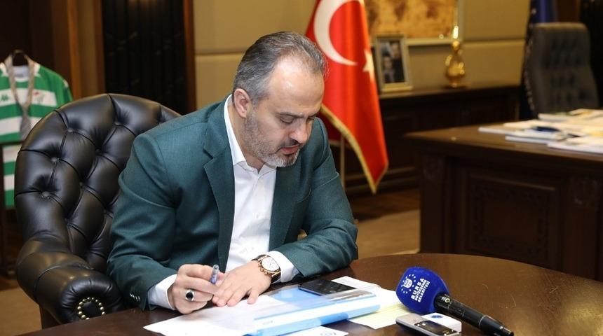 65 yaş &uuml;st&uuml; vatandaşlara Ramazan tebriği