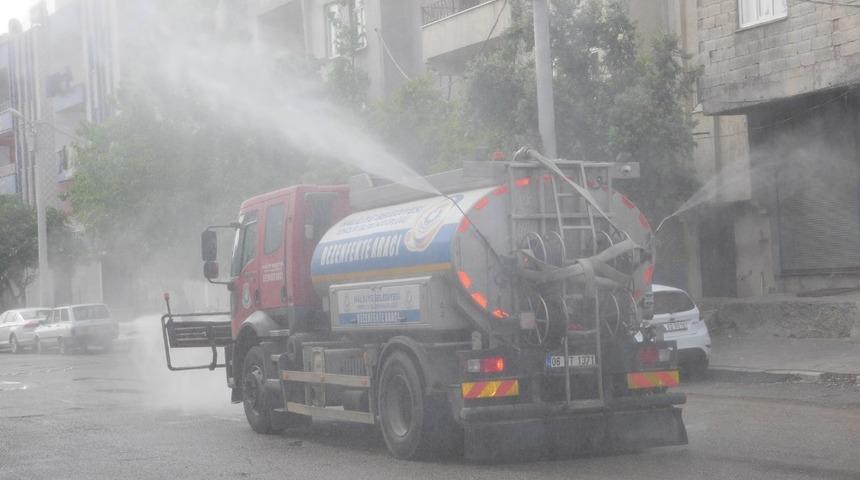Haliliye&rsquo;de cadde ve sokaklar yıkandı