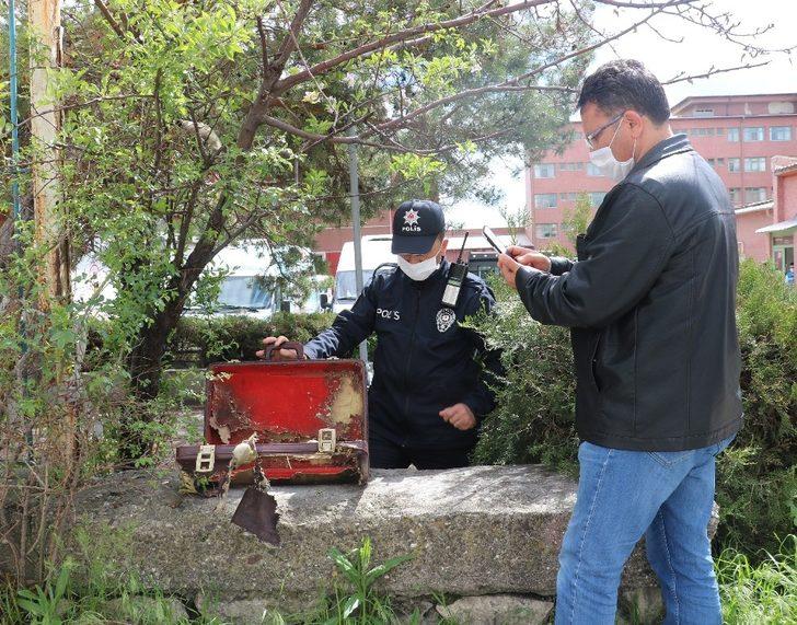 Hastane bahçesinde bond çanta alarmı G2