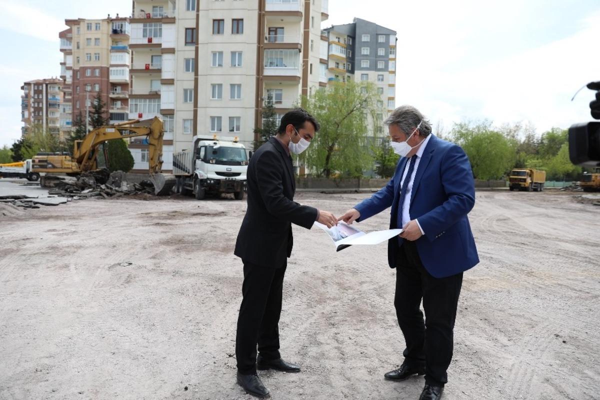 Yenik&ouml;y Mahallesi yeni kavşağına kavuşuyor