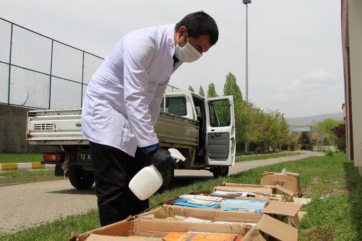 Bingöl’de evinde kalana kitap servisi G2