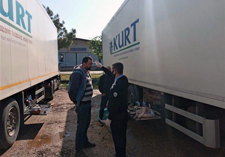 Toptancı hallerinde Kovid-19 tedbirlerini sürüyor G2