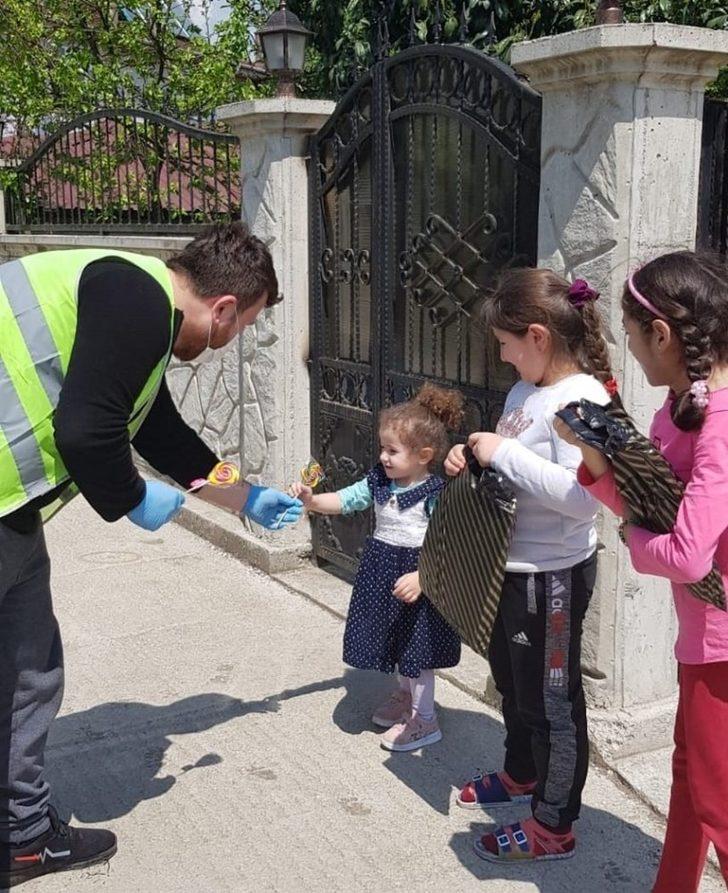 Başkan Babaoğlu miniklerin yüzünü güldürdü G4
