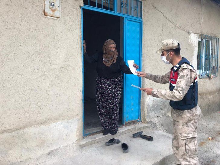 Yaşlı vatandaşlardan jandarmaya dua G2