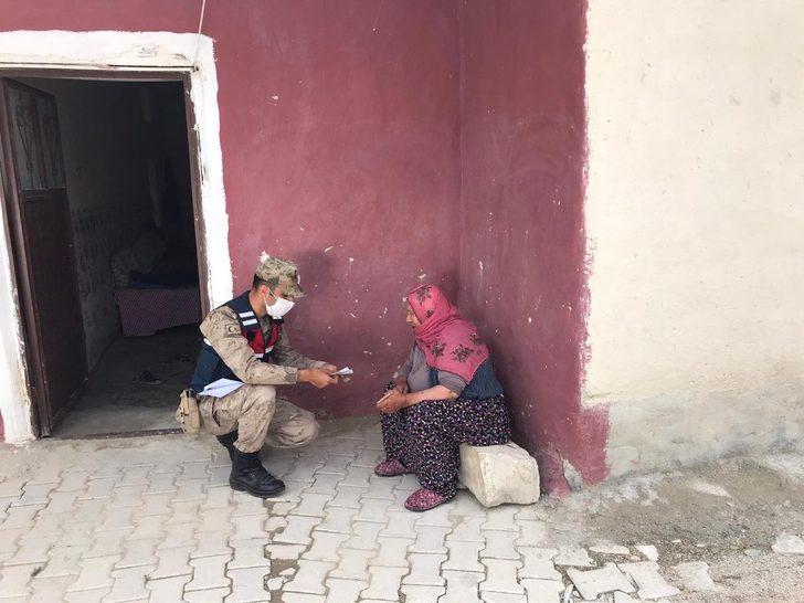 Yaşlı vatandaşlardan jandarmaya dua G4