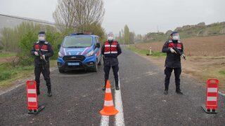 Toplu cenaze namazı kılınan köyde karantina süresi 14 gün uzatıldı
