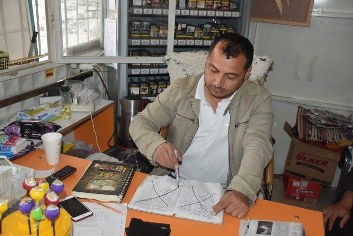 ‘Bir çay söyler misin’ dedi ve mahallenin bakkal borcunu sıfırladı G2