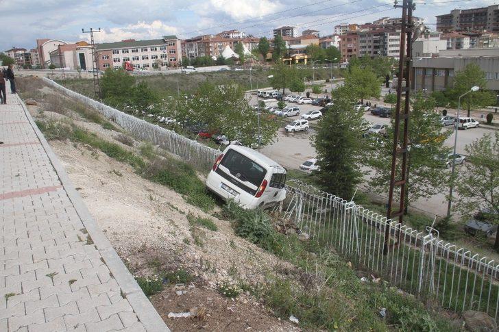 Kazada yaralanan liseli genç, 2 günlük yaşam savaşını kaybetti G1
