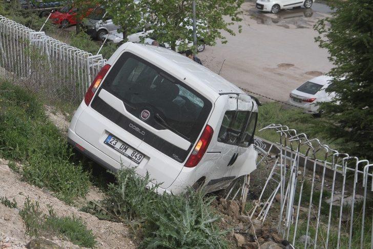 Kazada yaralanan liseli genç, 2 günlük yaşam savaşını kaybetti G2