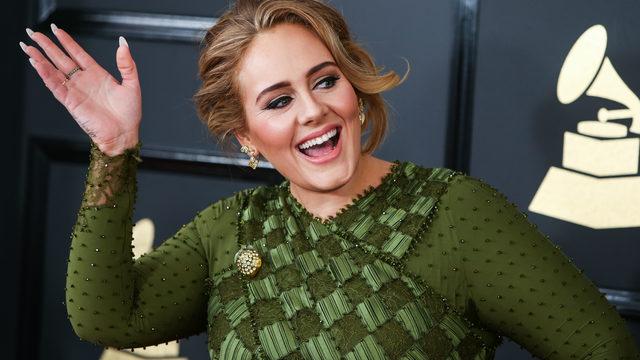 Adele verdiği kilolarla yine gündemde! Son halini paylaştı