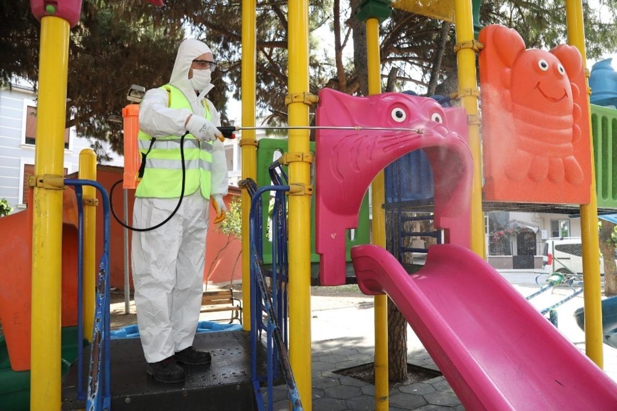 Gaziemir&rsquo;in parkları salgın sonrasına hazırlanıyor