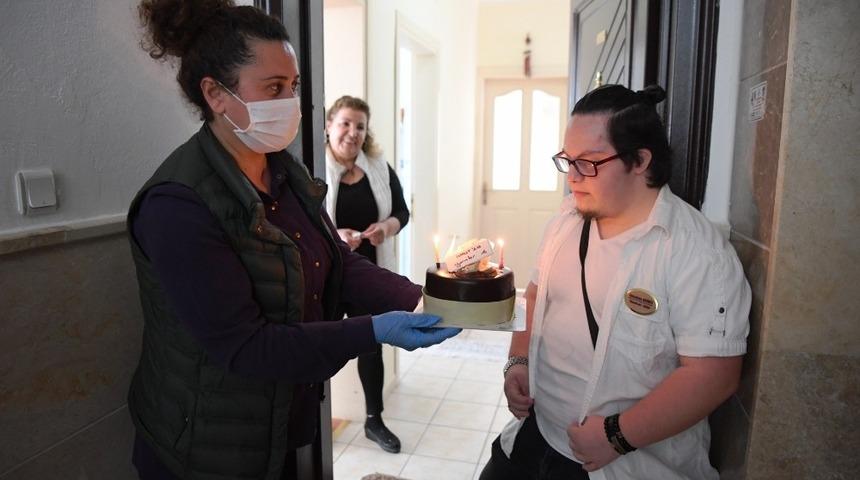 Down sendromlu Umutcan’a doğum günü sürprizi