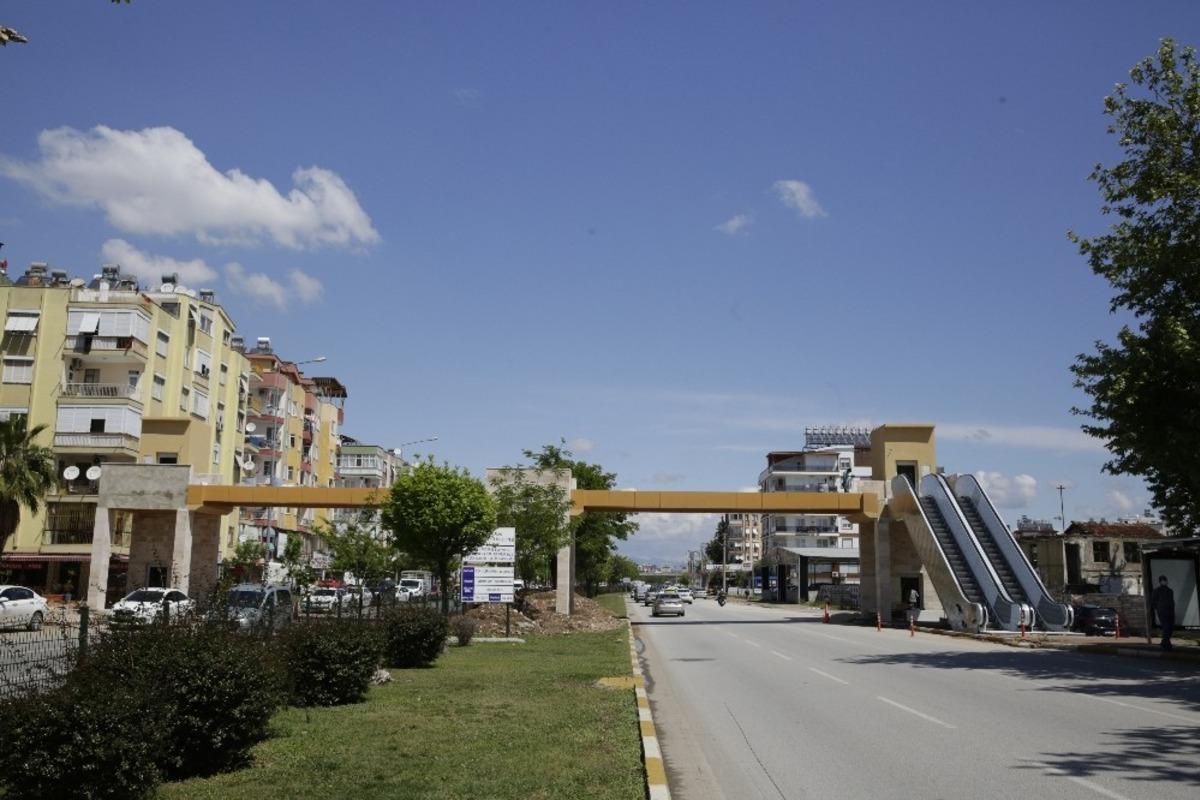 Kızılırmak Caddesi &uuml;st ge&ccedil;idinde sona yaklaşıldı