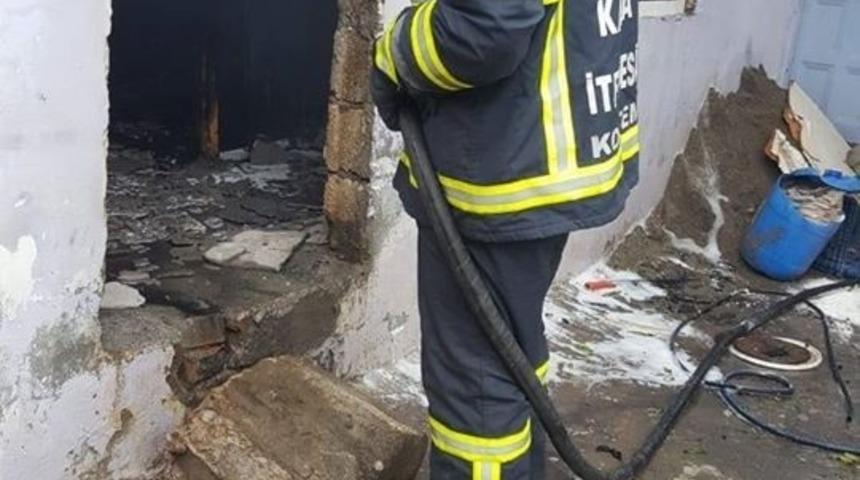 İkamet yangını korkuttu
