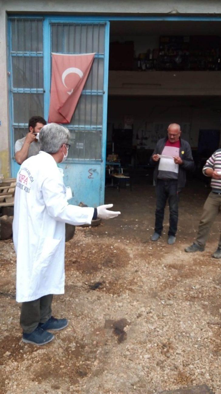 Mut’ta sanayi esnafına maske dağıtıldı G3