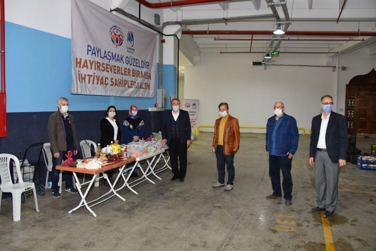 Bir dayanışma &ouml;rneği de Yunusemre&rsquo;den