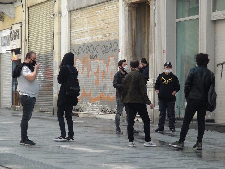 Bakan Koca da uyarmıştı! İstiklal Caddesi yine kalabalık G3