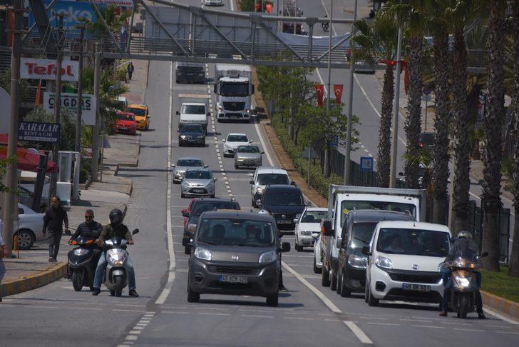 Bugün Bodrum! Kısıtlama kalktı, binlerce araç şehre giriş yaptı G1